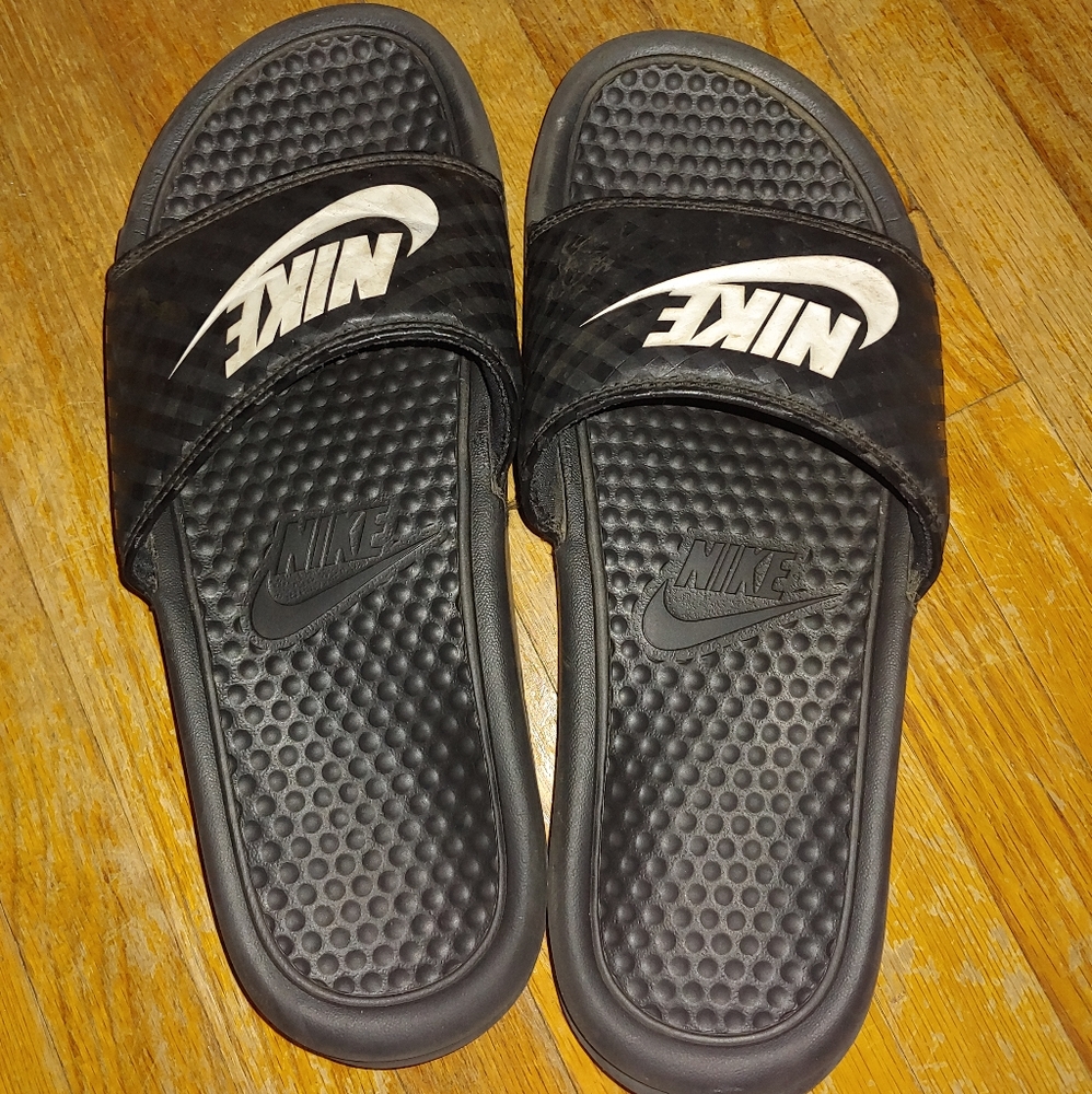 Nike slides